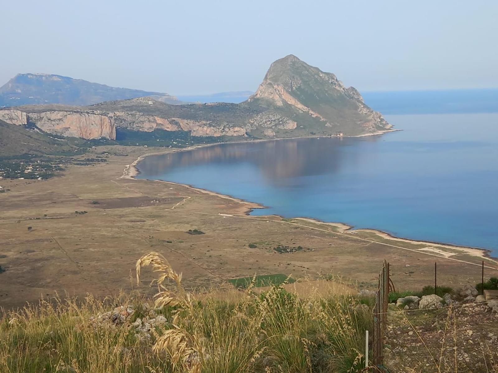 Cala Di Ponente Hotel Castelluzzo Kültér fotó