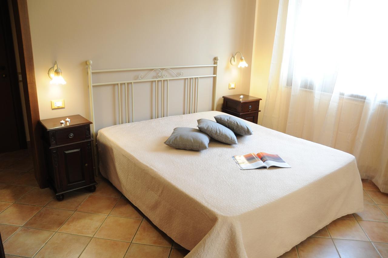 Cala Di Ponente Hotel Castelluzzo Kültér fotó