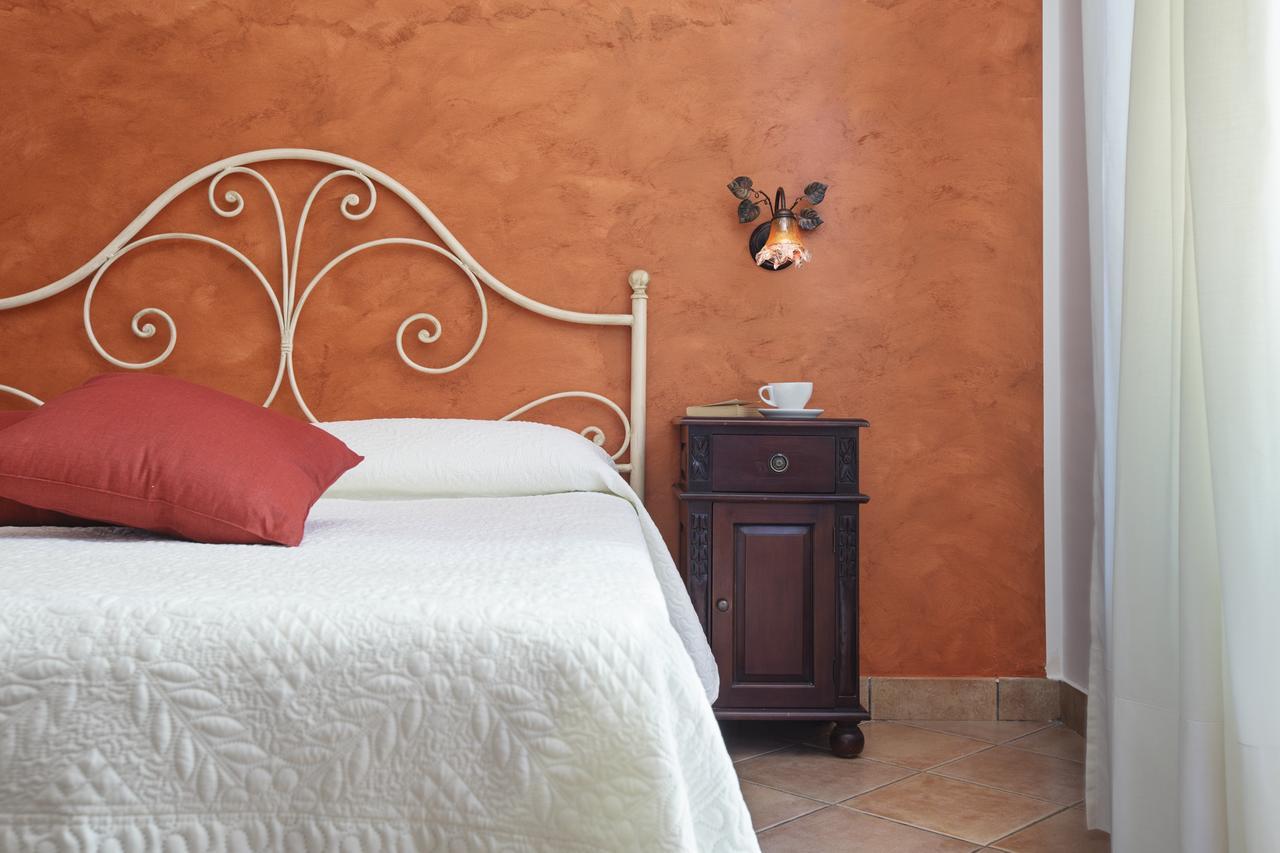 Cala Di Ponente Hotel Castelluzzo Kültér fotó