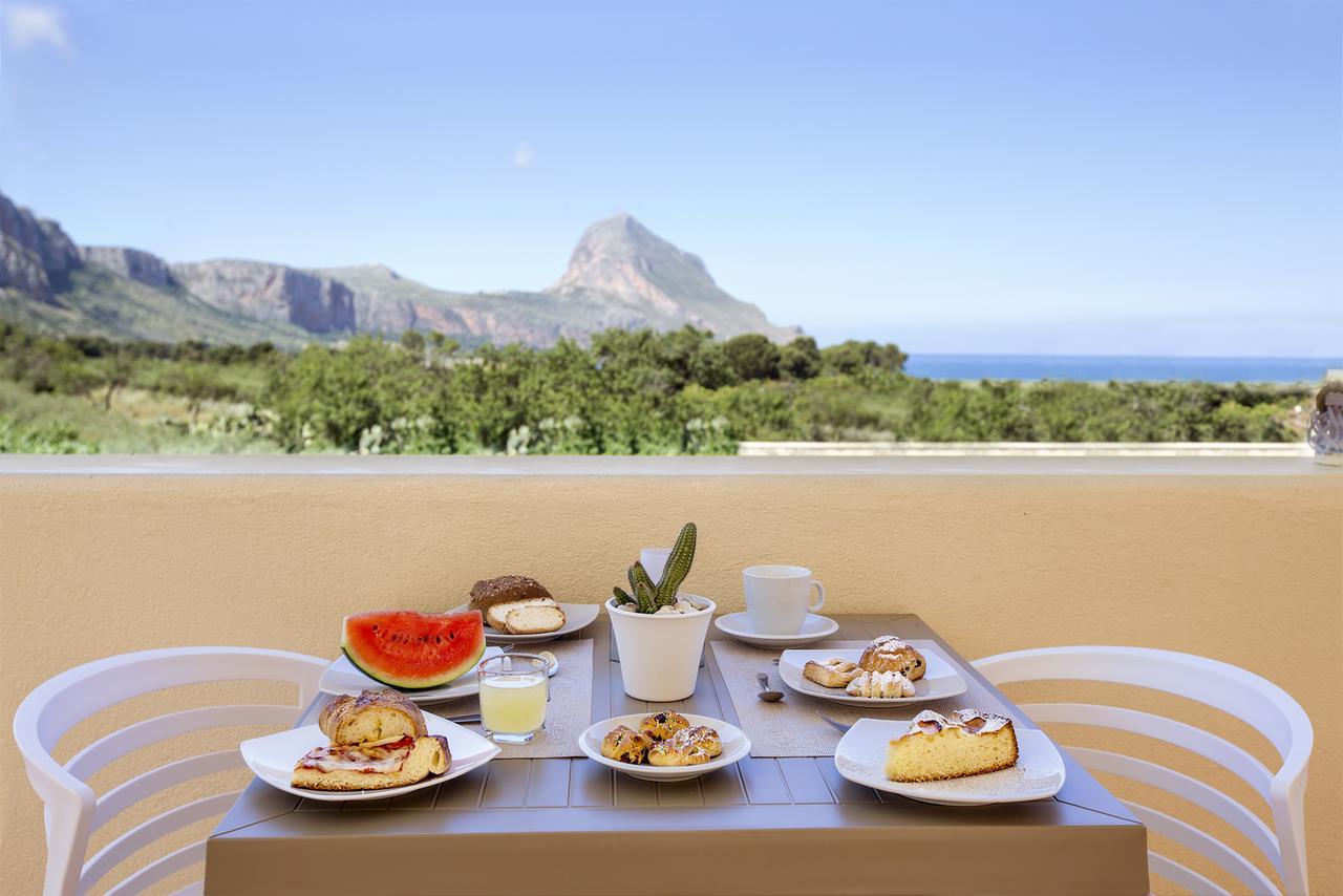 Cala Di Ponente Hotel Castelluzzo Kültér fotó